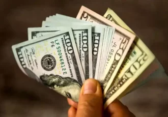 قیمت دلار آزاد امروز ۲۴ دی اعلام شد