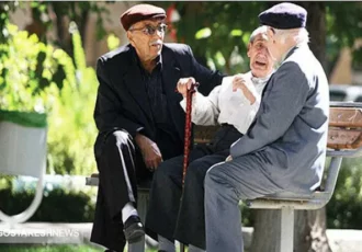 سکوت کارگران و بازنشستگان در برابر مشکلات