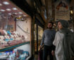 دلار؛ لیدر بازار طلا و سکه/ قیمت طلا همچنان در سرازیری