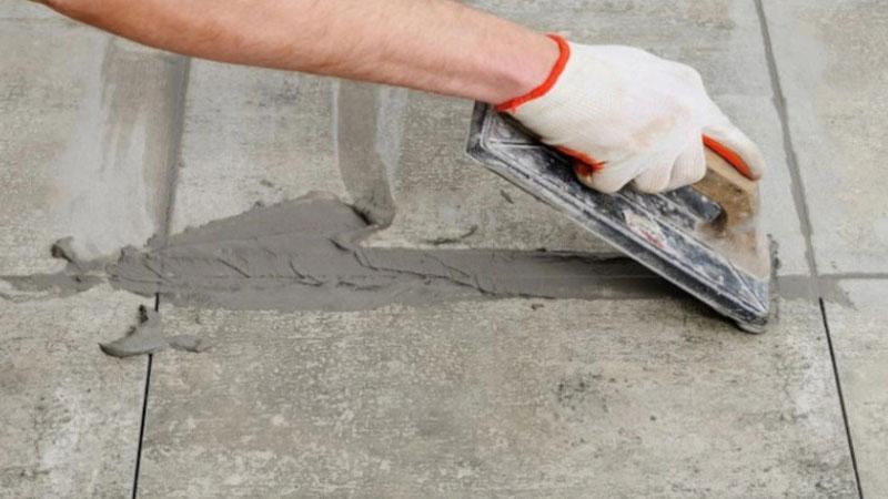 روش های پاک کردن سیمان خشک شده از روی سنگ توالت