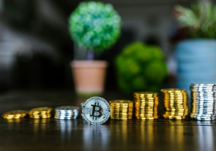 بیت‌کوین تا پایان سال ۲۰۰ هزار دلاری می‌شود؟