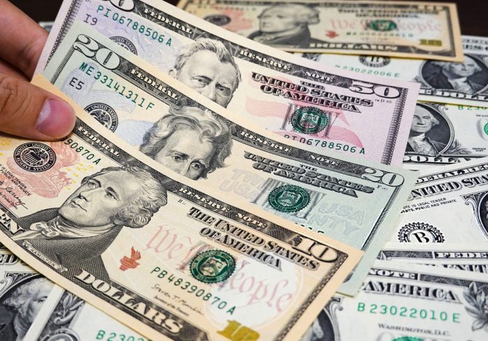 قیمت دلار، یورو و درهم در مرکز مبادله ارزی